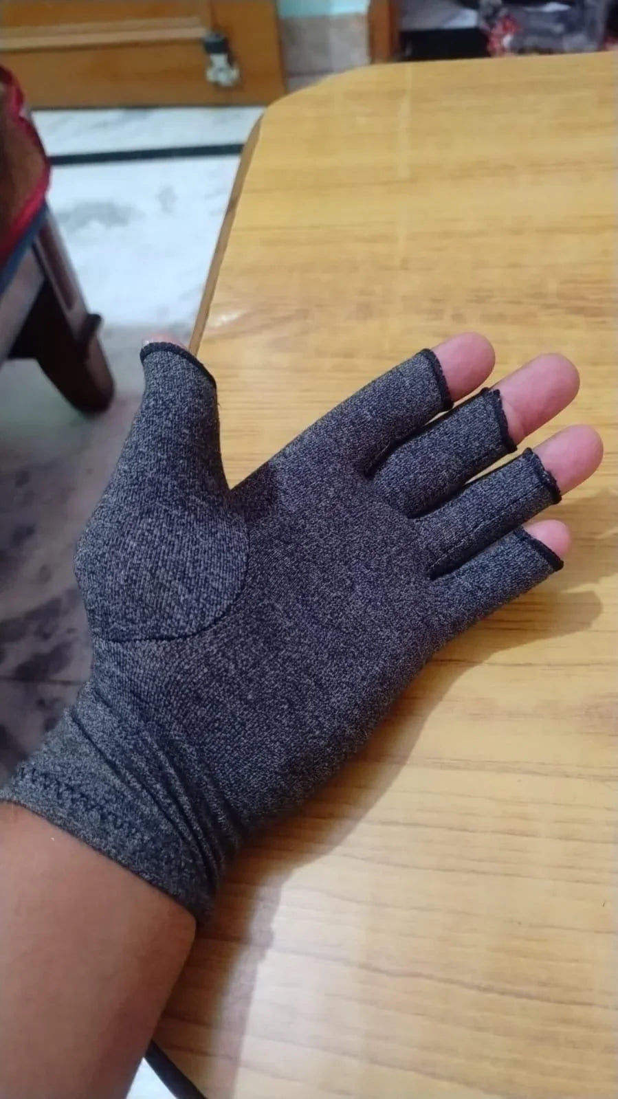 Arthritis Relief Compression Gloves